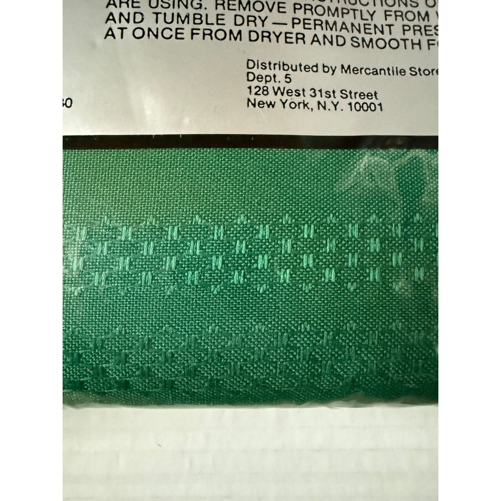 DIPLOMAT VISA Vintage Green Tablecloth -First Lady Comparison Invited - 60x120" - Picture 6 of 6